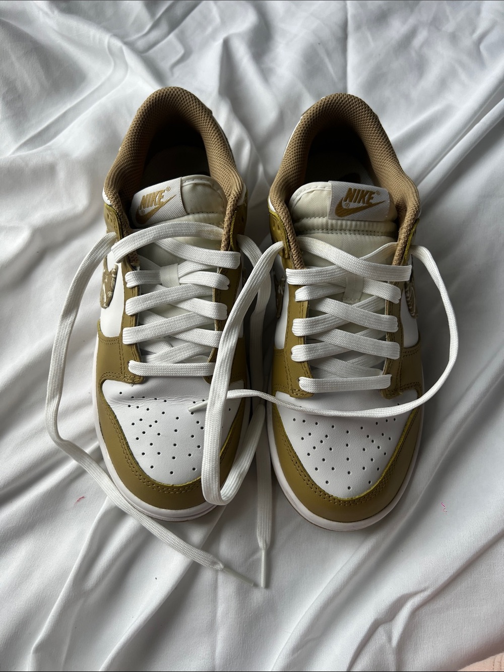 Sz 8 Nike Dunk Low Essential Paisley Pack Barley EUC